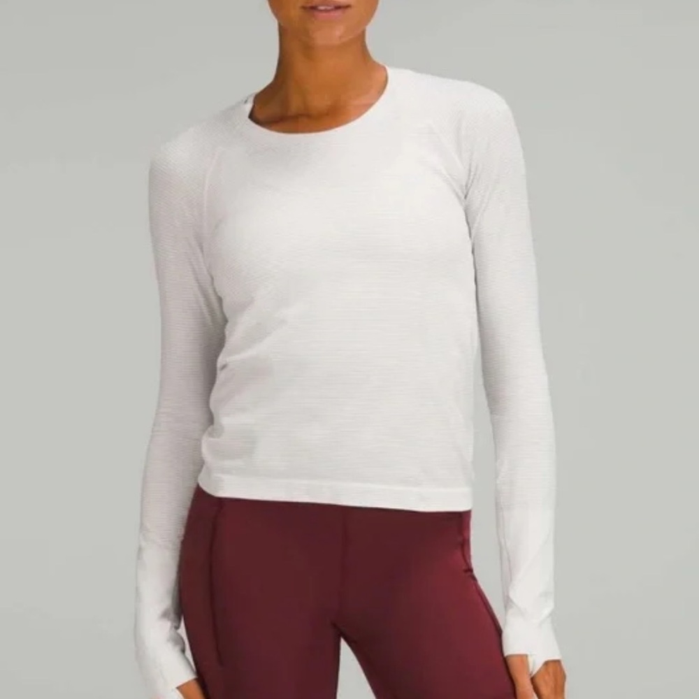 Lululemon Swiftly Tech Long Sleeve Shirt 2.0 Race Length
